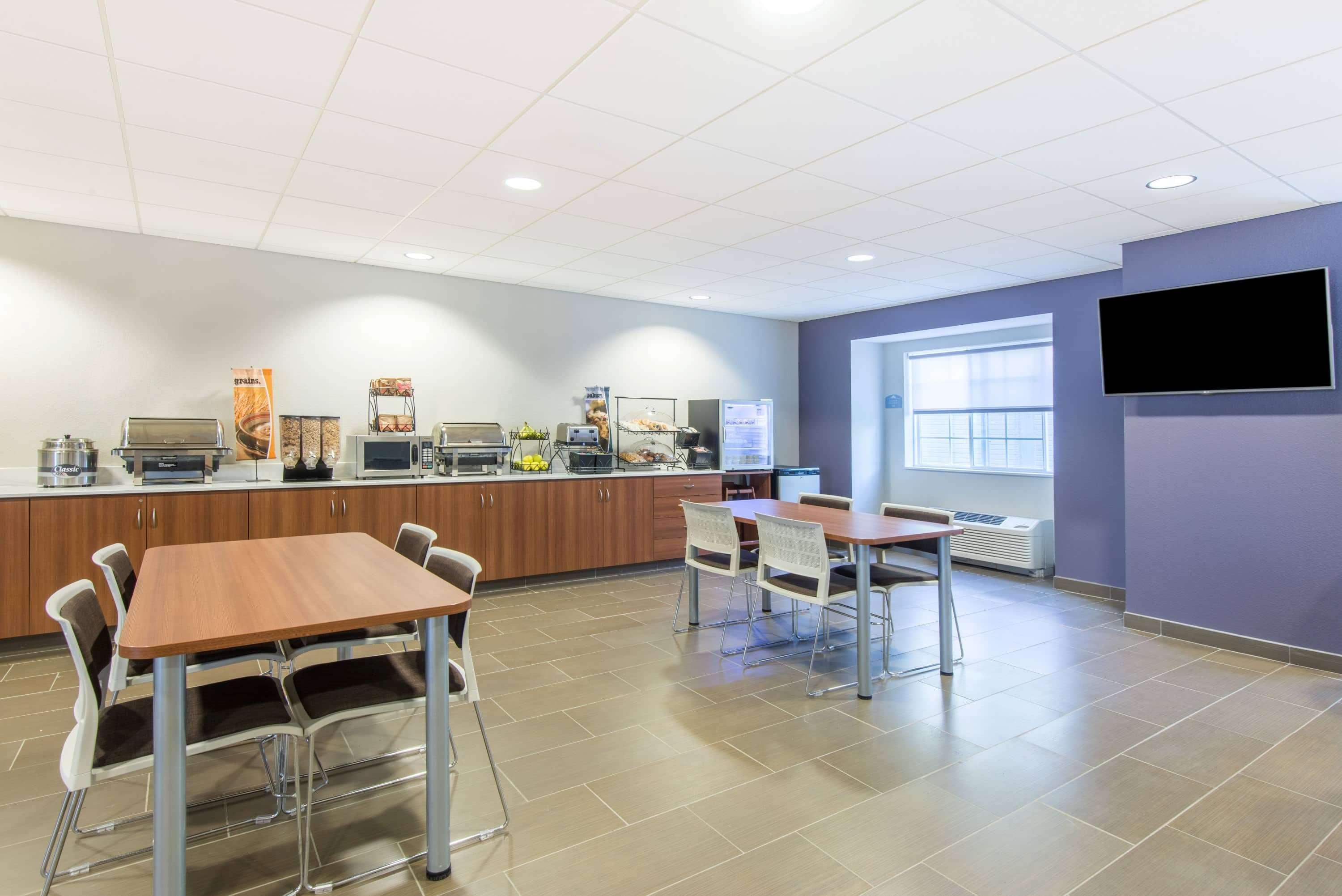 Microtel Inn & Suites By Wyndham Cadiz Kültér fotó