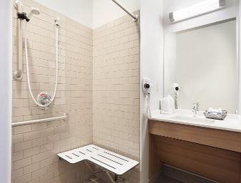 Microtel Inn & Suites By Wyndham Cadiz Kültér fotó